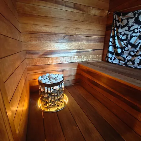 Lapland Traveller Villa *